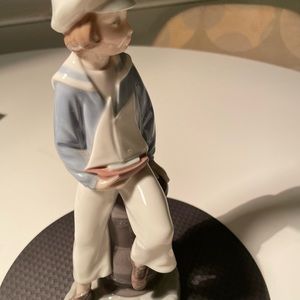 Lladro 4810, Boy with Yacht. Boy with Sailboat. Mint Condition. Glazed Porcelain